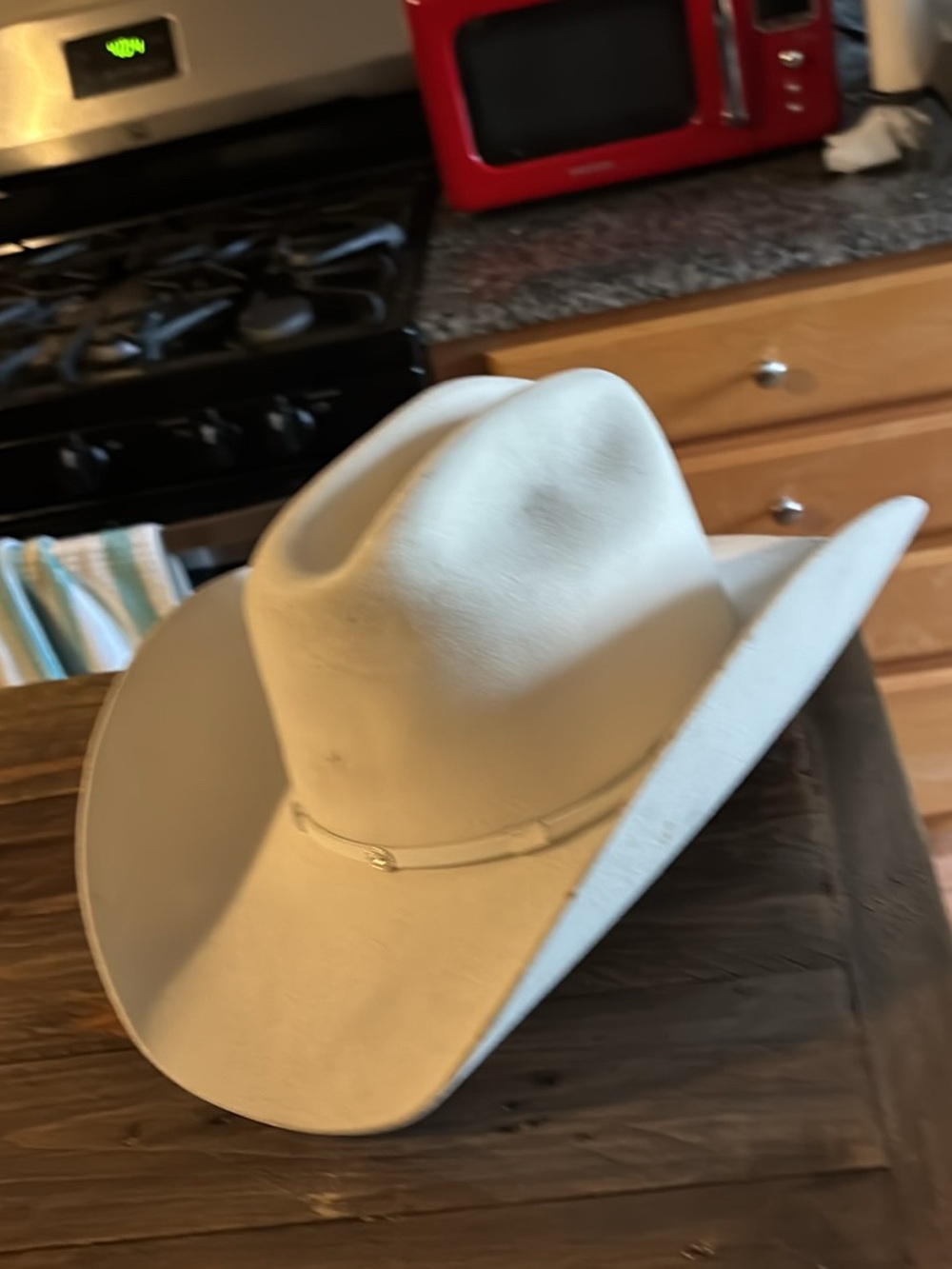 Stetson Cream Felt Cowboy Hat with Slim Band